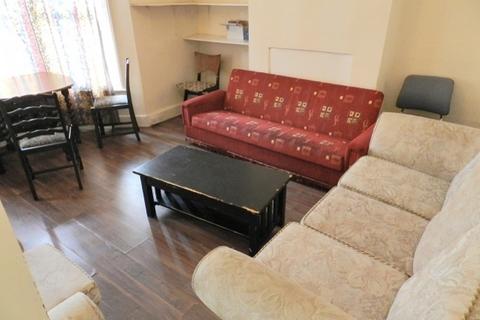 4 bedroom terraced house to rent, Cowley Road, Oxford, Oxfordshire, OX4