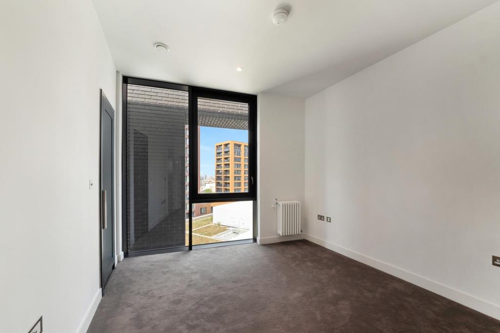 Echo House, London City Island... 2 bed apartment £685,000