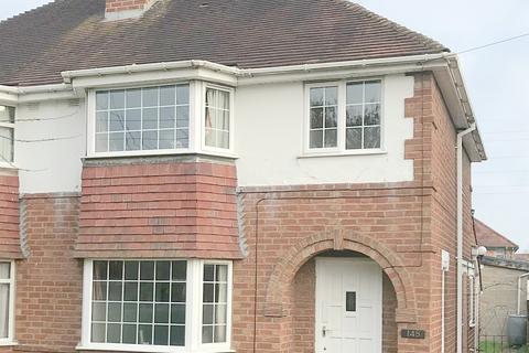 4 Rooms Available September 2022 - Bills Inclusive - Comer Road, Worcestershire