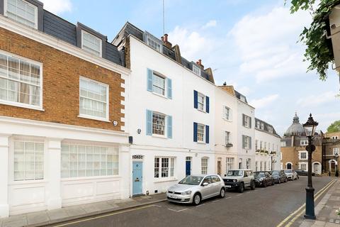 9 Fairholt Street, London, SW7 1EG