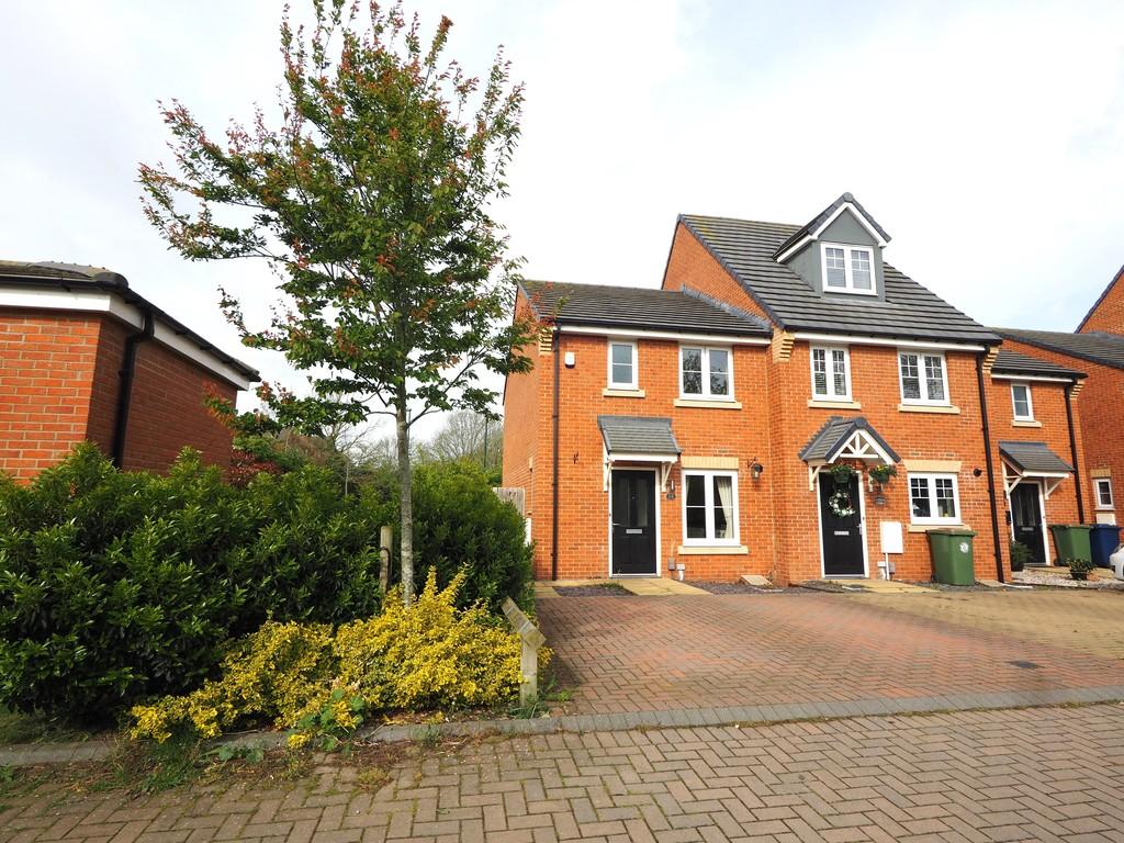 Dunnock Close, Guisborough 3 bed end of terrace house £850 pcm (£196 pw)