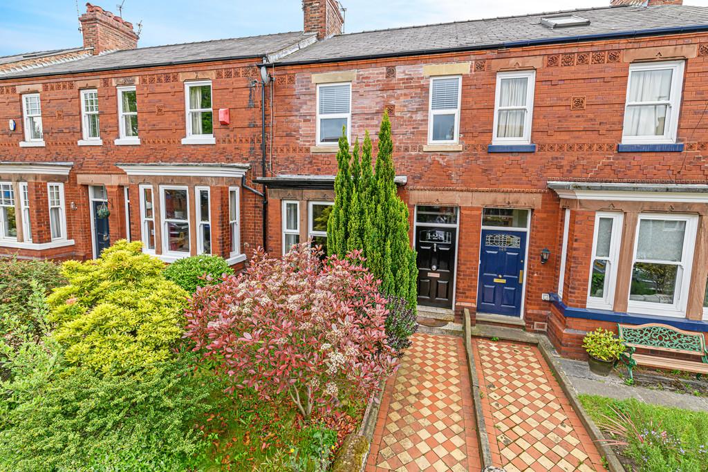 London Road, Stockton Heath, Warrington, Cheshire 3 bed terraced house