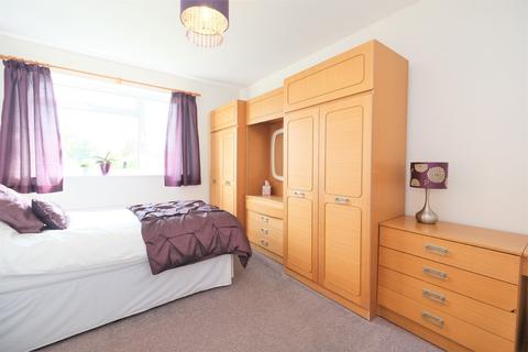 1 Long Acre, Orpington, BR6 7RD
