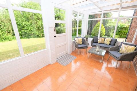 1 Long Acre, Orpington, BR6 7RD