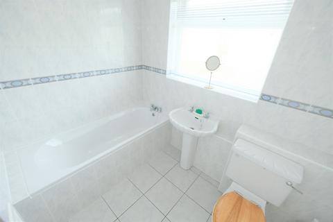 1 Long Acre, Orpington, BR6 7RD