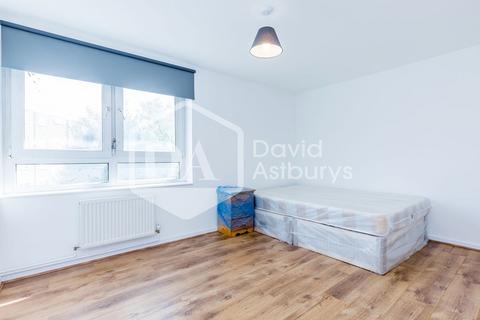 4 bedroom apartment to rent, Tidey Street, Mile End, London