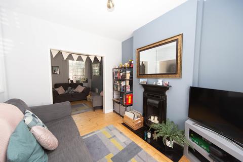 2 bedroom terraced house for sale - Spring Gardens Place, Cardiff
