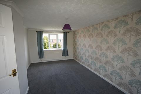 2 bedroom terraced house to rent - Lorrain Road, South Shields