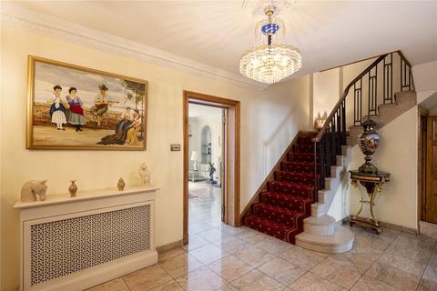 18 Farm Street, London, W1J 5RF