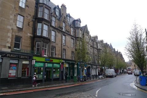 4 bedroom flat to rent, (2f2) Forrest Road, Old Town, Edinburgh, EH1