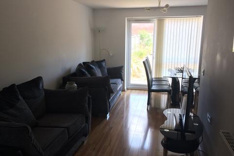 4 bedroom end of terrace house to rent - Devonshire Street South, Manchester, Greater Manchester, M13