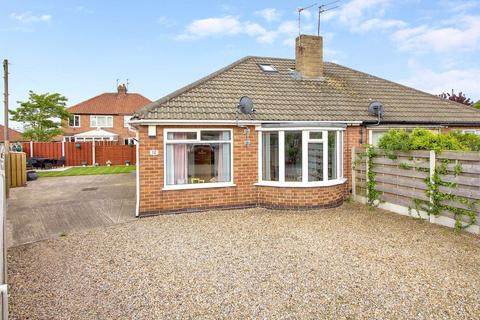 12 Nursery Gardens, York, YO10 3QL