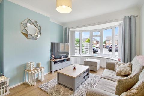 12 Nursery Gardens, York, YO10 3QL