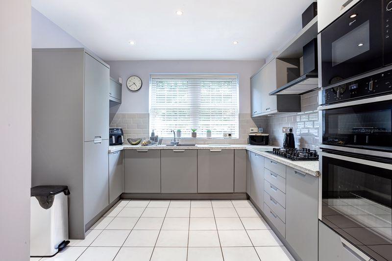 Kitchen b