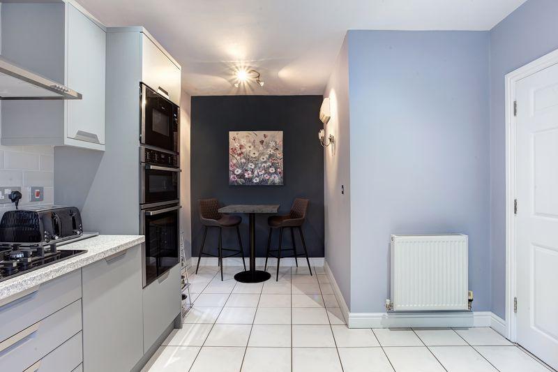 Kitchen e