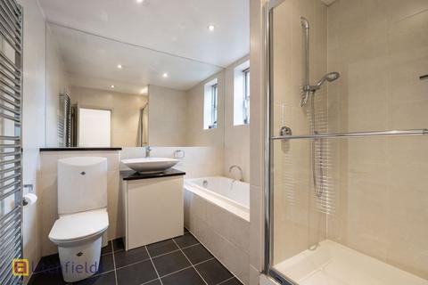 23 Hogarth Hill, London, NW11 6AY