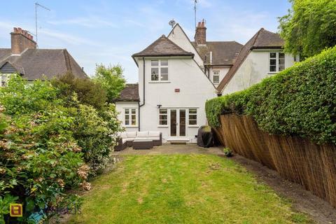 23 Hogarth Hill, London, NW11 6AY