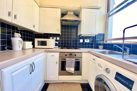2 bedroom apartment to rent - Notting Hill Gate, London. W11