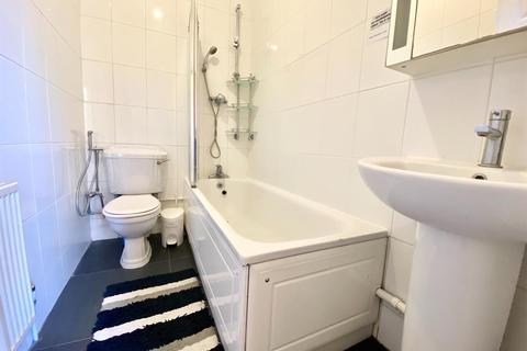 2 bedroom apartment to rent - Notting Hill Gate, London. W11
