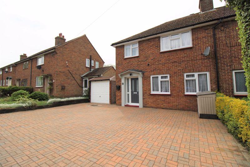 Tylers Green Road, Crockenhill Village 3 bed semidetached house for