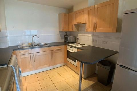 2 bedroom apartment to rent - Fishguard Way, Galleons Lock, E16