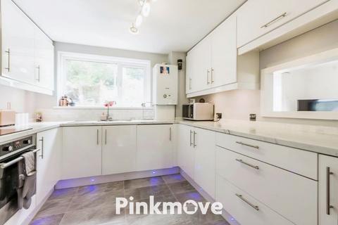 3 bedroom semi-detached house for sale, Ringwood Hill, Newport - REF# 00018308