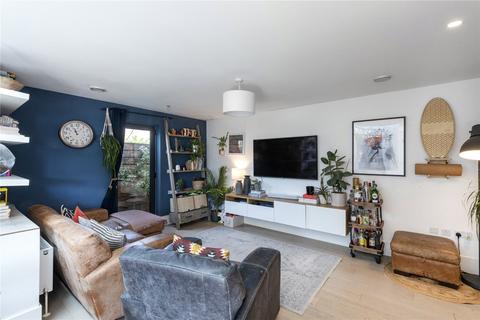 2 bedroom apartment for sale - Waylett Place, West Norwood, London, SE27