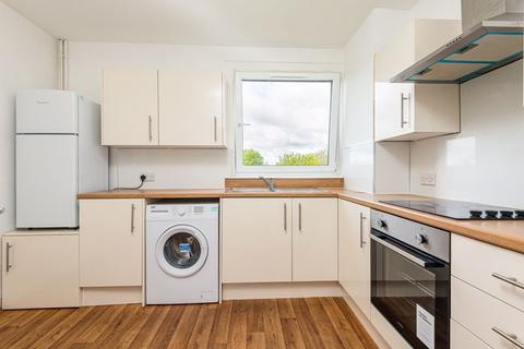 2 bedroom apartment for sale - Thurso Crescent, Dundee