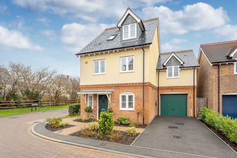 4 bedroom detached house for sale, Cheesmer Way, Horsham