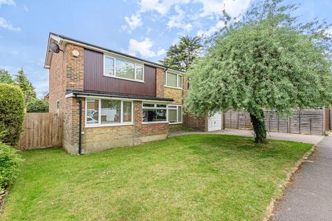 2 Taunton Avenue, Caterham, CR3 5EB
