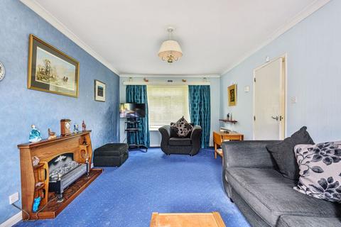 2 Taunton Avenue, Caterham, CR3 5EB