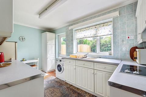 2 Taunton Avenue, Caterham, CR3 5EB