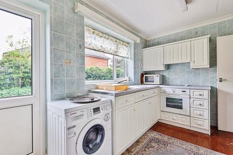 2 Taunton Avenue, Caterham, CR3 5EB
