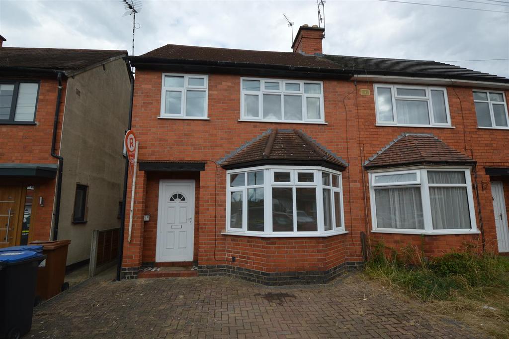 Burleigh Road, Hinckley 3 bed semidetached house £199,950