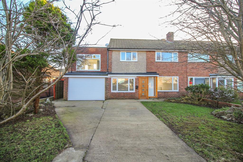 Gerrard Road, Whitley Bay 4 bed semidetached house £1,200 pcm (£277 pw)