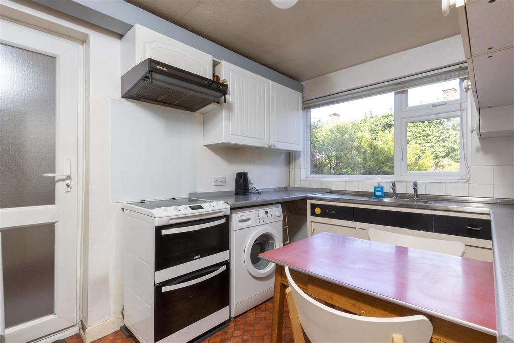 Elmfield Avenue-22.jpg
