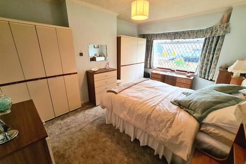 5 Brampton Way, Bulkington, Bedworth, CV12 9PR