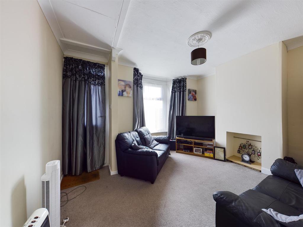 Kitchener Road, Strood 3 bed house £250,000