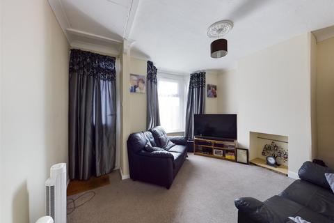 13 Kitchener Road, Rochester, ME2 3AJ