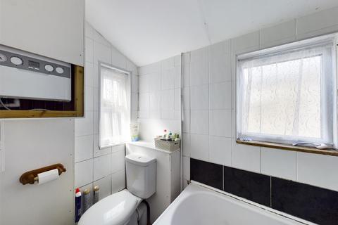 13 Kitchener Road, Rochester, ME2 3AJ