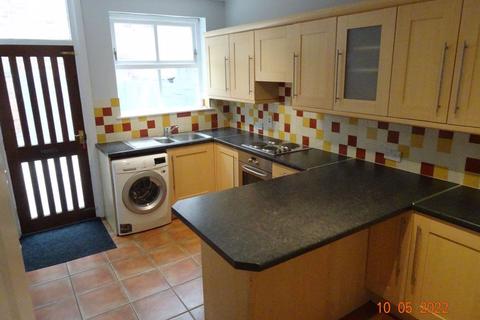 3 bedroom apartment to rent - Owlerton Green, Hillsborough, S6 2BH