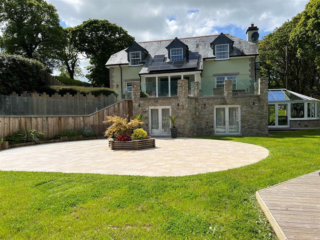 Nanstallon, Bodmin 5 bed detached house £1,600,000