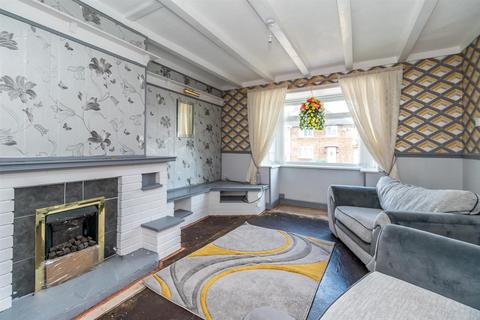 56 Brinkhill Crescent, Clifton, Nottingham, NG11 8FF