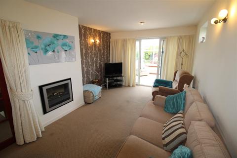 38 Barkfield Lane, Formby, Liverpool, L37 1LZ