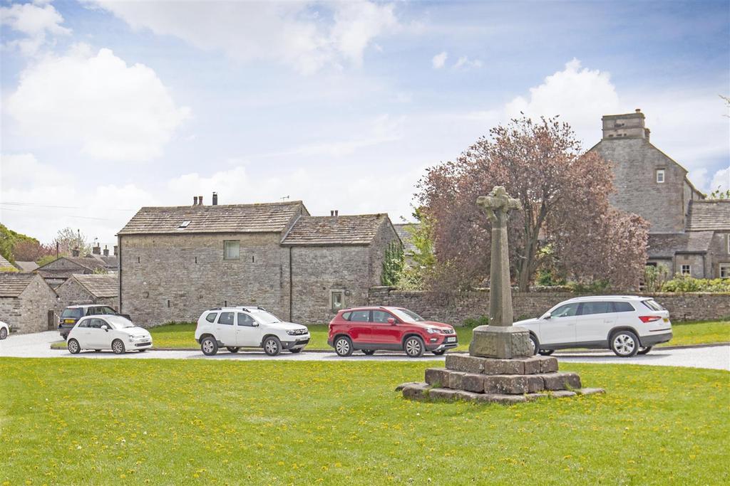 Surrounding-1.jpg