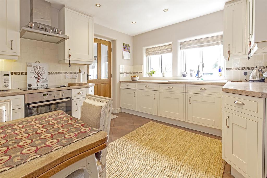 Kitchen-1.jpg