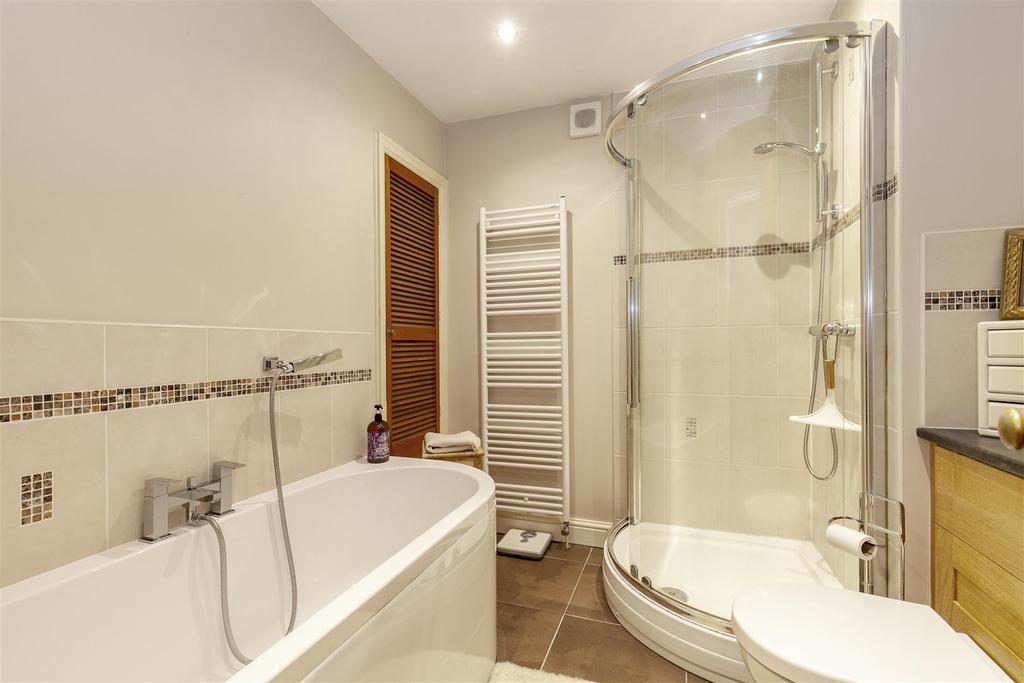 Bathroom-1.jpg