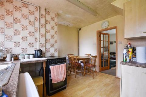 3 Rosedale Road, Northampton, NN2 7QE