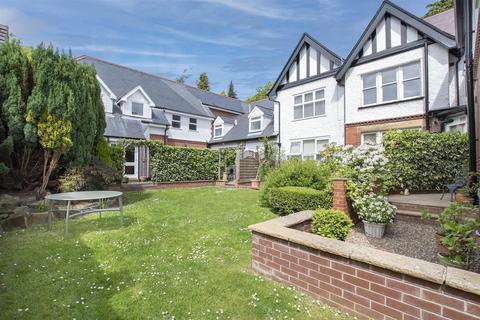 3 bedroom apartment for sale - 6 Netherby Manor, 27 Dore Road, Dore, S17 3NA