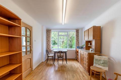 23 Barncliffe Road, Sheffield, S10 4DF